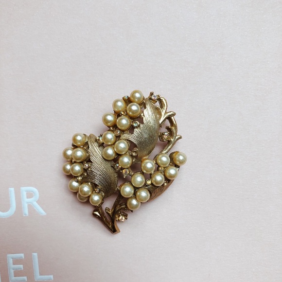 Vintage brooch - Picture 1 of 4